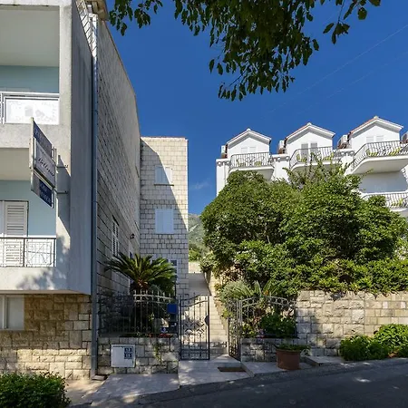 בית הארחה Bellevue 3*