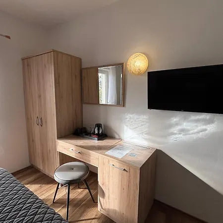Bellevue 3* Cavtat