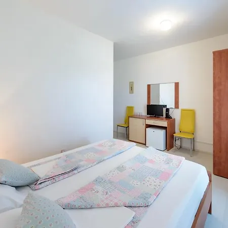 Bellevue 3* Cavtat