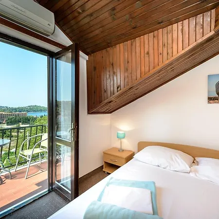 בית הארחה Bellevue 3*